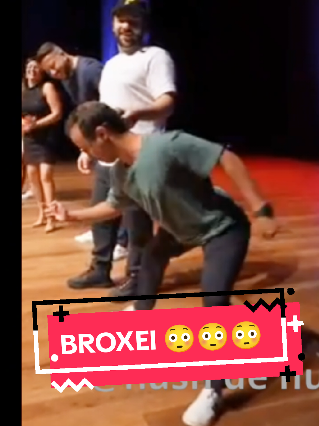 BROXA !!!!!!! #videoscurtos #humortiktok #fyp #viraltiktok #viralengracado #standupcomedy #flashdehumor @raphaelghanem 