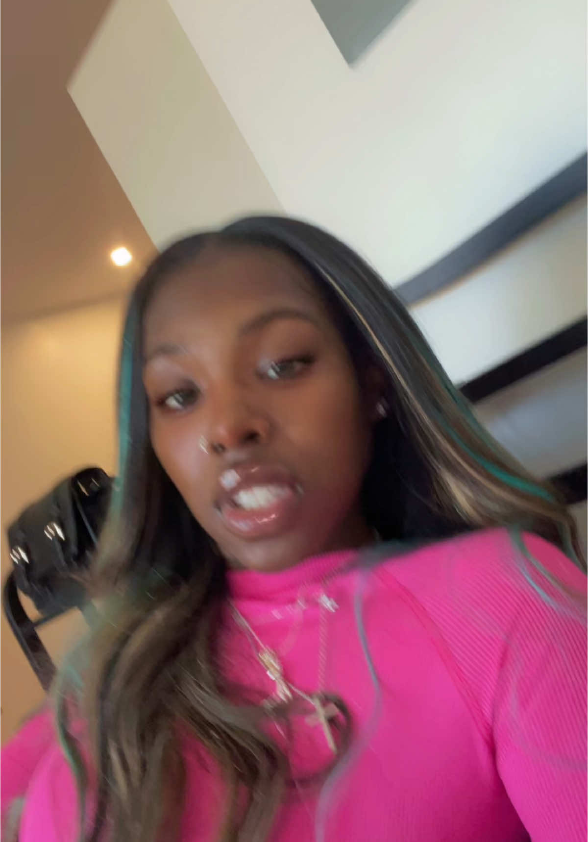 Stop playing on my phone 🥺 frl #foreignn_diamondd#fyp  