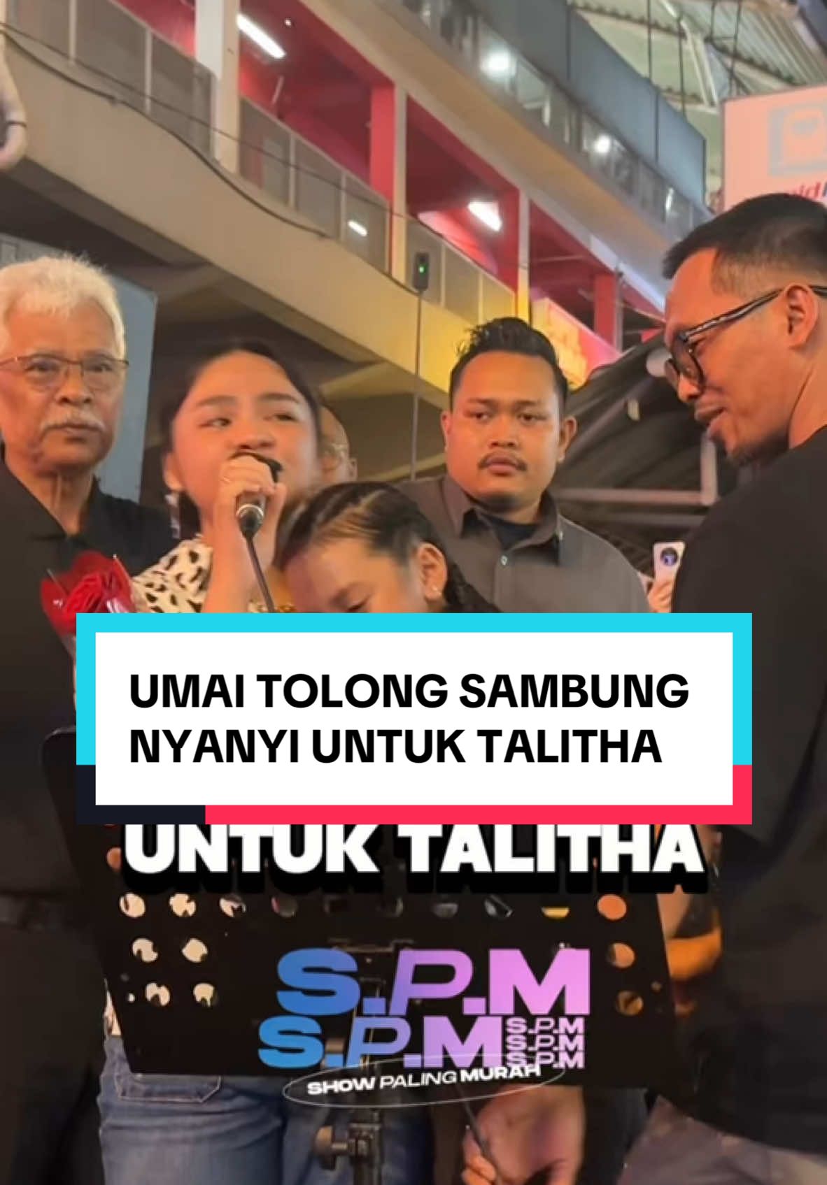 Ya Allah, sebaknya time ni bila @umairah_sairahtarudin tolong sambung Thalita nyanyi. Thalita jangan nangis tau, semua rakyat Malaysia sentiasa doakan awak! 😭 #sharERA #ShowPalingMurah #3PAGIERA #fyp 