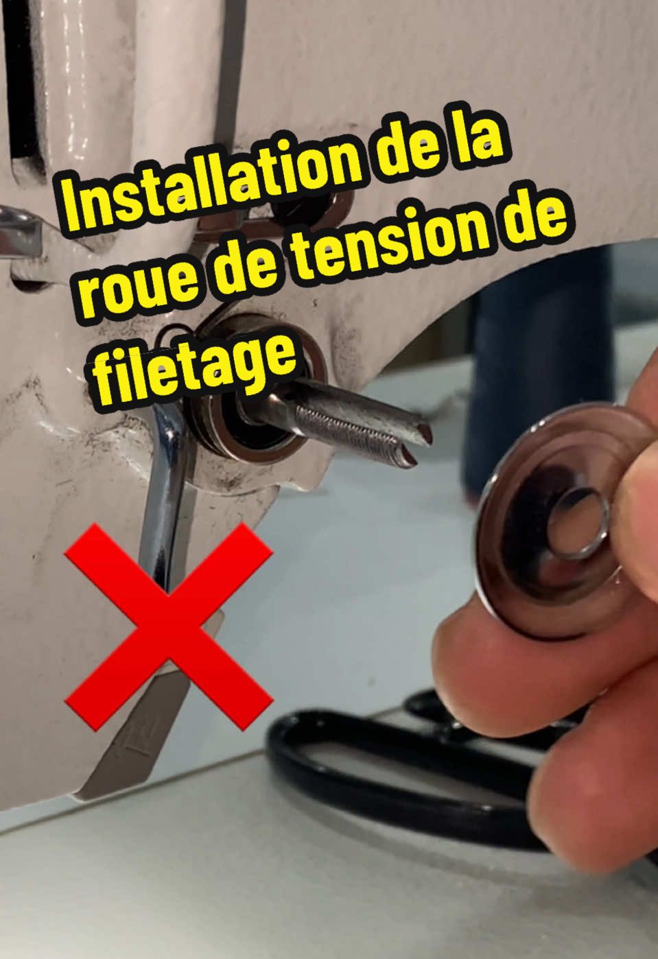 Installation de la roue de tension de filetage #couture #couturetiktok #sewing #sewingtiktok #foryoupage #foryou #viral_video  @ANATOLY 