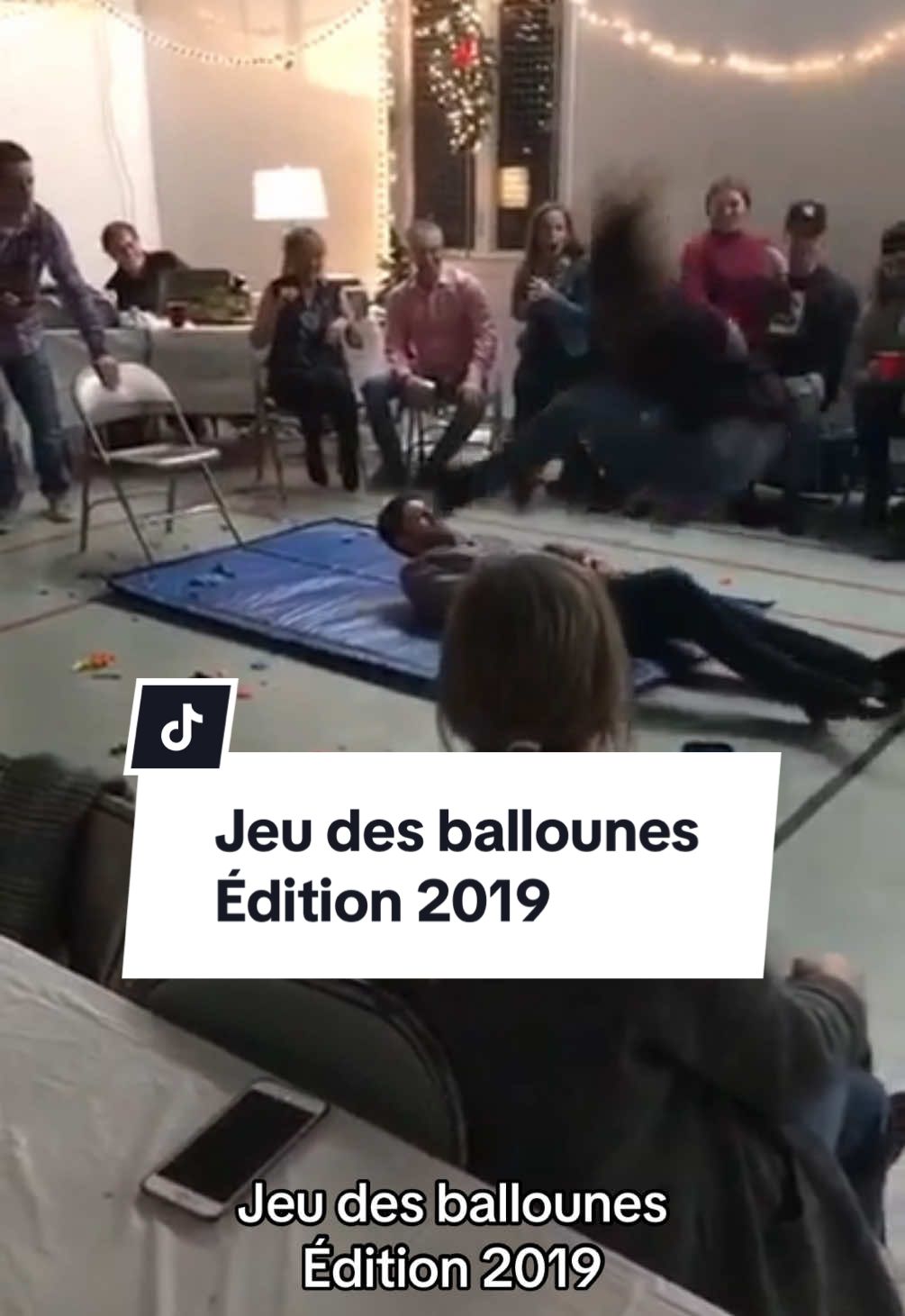 Un classique, je ramène les archives de 2019. Encore la personne à battre à ce jour!! #jeu #jeuballoune #balloune #christmas #christmasgame 