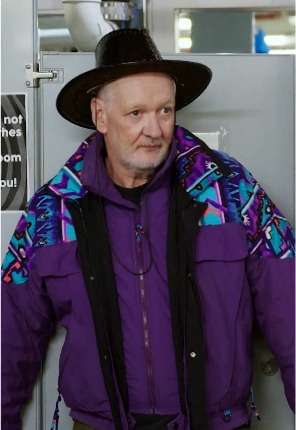 fast fashion: out ❌ thrifting with colin mochrie: in ✅ #thrifting #newyear #Sustainability #fashion #canada #22minutes 