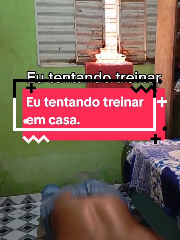 #CapCut #treinoemcasa  #calistenia Treinar em casa depois de levar gaia não é fácil é complicado...