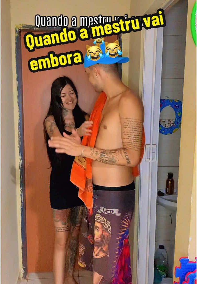 Você não me escapa em 😹😹  #comedia #humor #casalsagazz #viral #vitinhohsagazz #meme #casal #explore #humortiktok #engraçado  