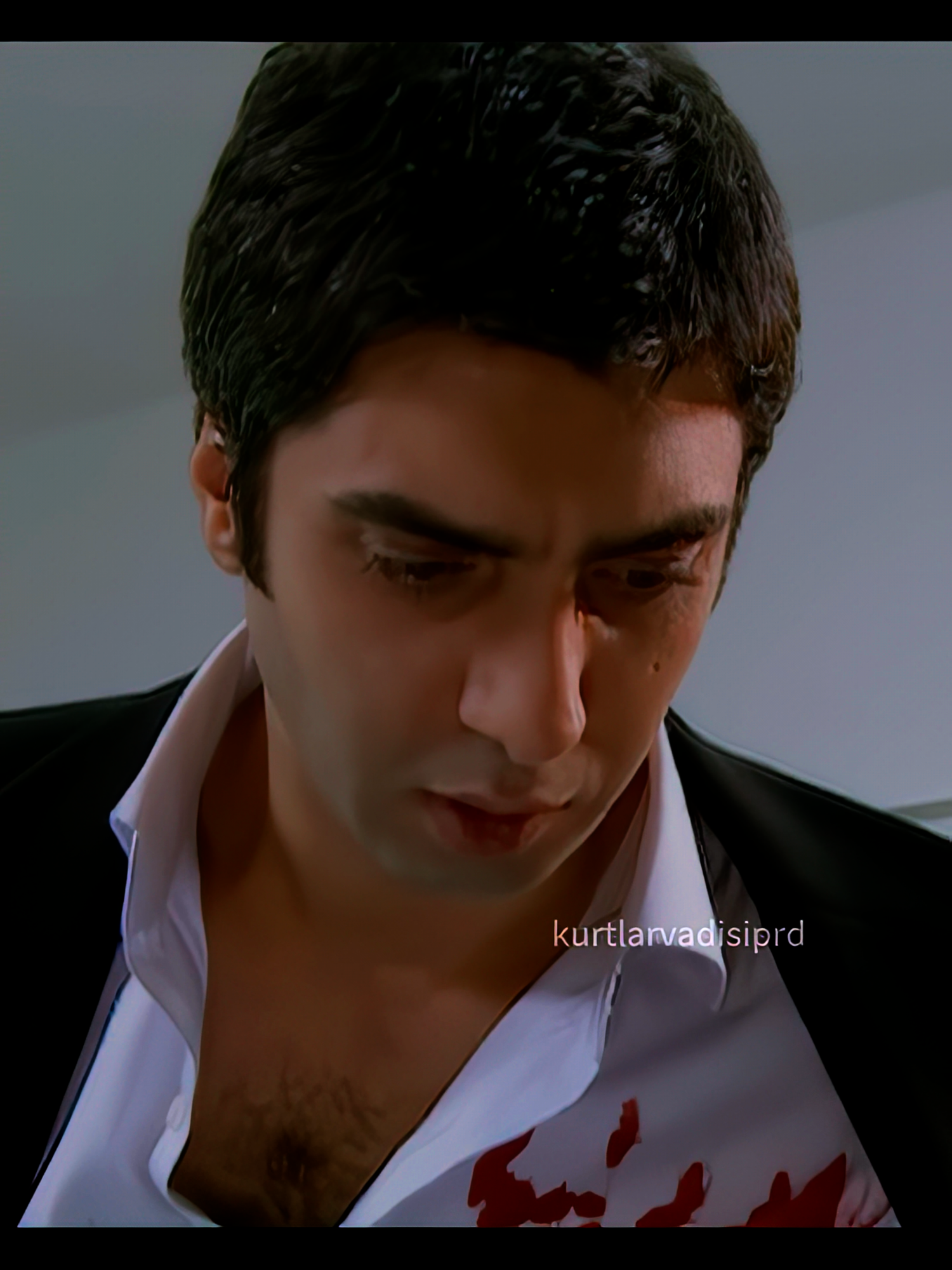 Sırf Sevdiği İçin Ülkede Tüm Polisler Tarafından Aramasına Rağmen Sevdiği İçin  Yaralı Halde Hastaneye Gelen Polat Alemdar'dan Aşkı Öğrendik... #kurtlarvadisiprd #polatalemdar #kurtlarvadisiprd #kesfet #önecıkart #fyp #keşfetteyiz #tanrıdandiledim#kurtlarvadisipusu #kesfetteyiz #necatisasmaz #global #kvp #2025