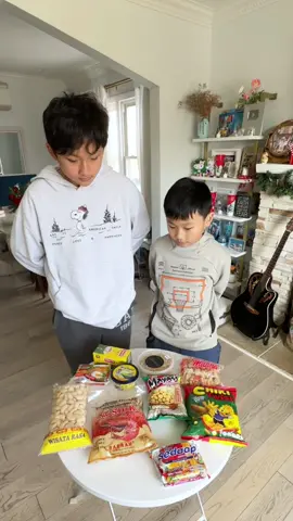 Who is faster? Indonesian Products 🇮🇩 #FamilyFun #familytime #indonesia 