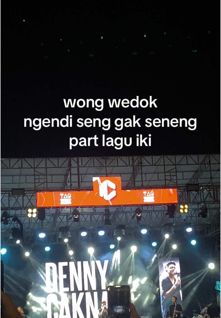 cah wedok mesti podo seneng part lagumu iki mas @DENNY CAKNAN #dennycaknan #dcproduction #sampektuwek #konsermusik #fypシ゚viral #fyp #konsertulungagung #xyzabc #creativetag #tulungagung 