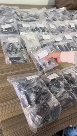 Before sending the package, we will carefully check each product😊😊😊 #carkeys #locksmith #programming #cerrajero #autokey 