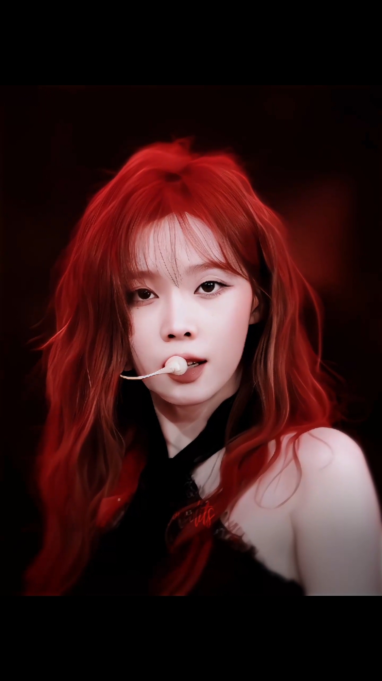 Winter red hair era, just lay back and listen! 🔥🌟 #winter #winteredit #aespa #aespaedit #minjeong #kpop #fyp #ae #aftereffectsedits #edit 