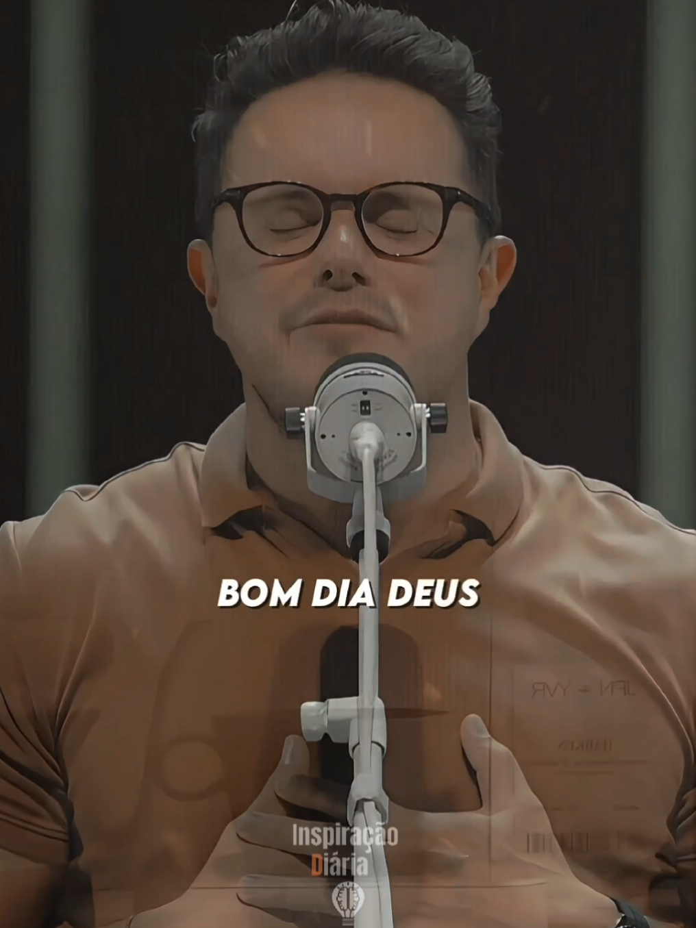 Tenha um sábado abençoado ✝️🙏  #bomdiaaaaa #sabado #reflexão #motivação #gratidão #status #foryour #deiveleonardo 