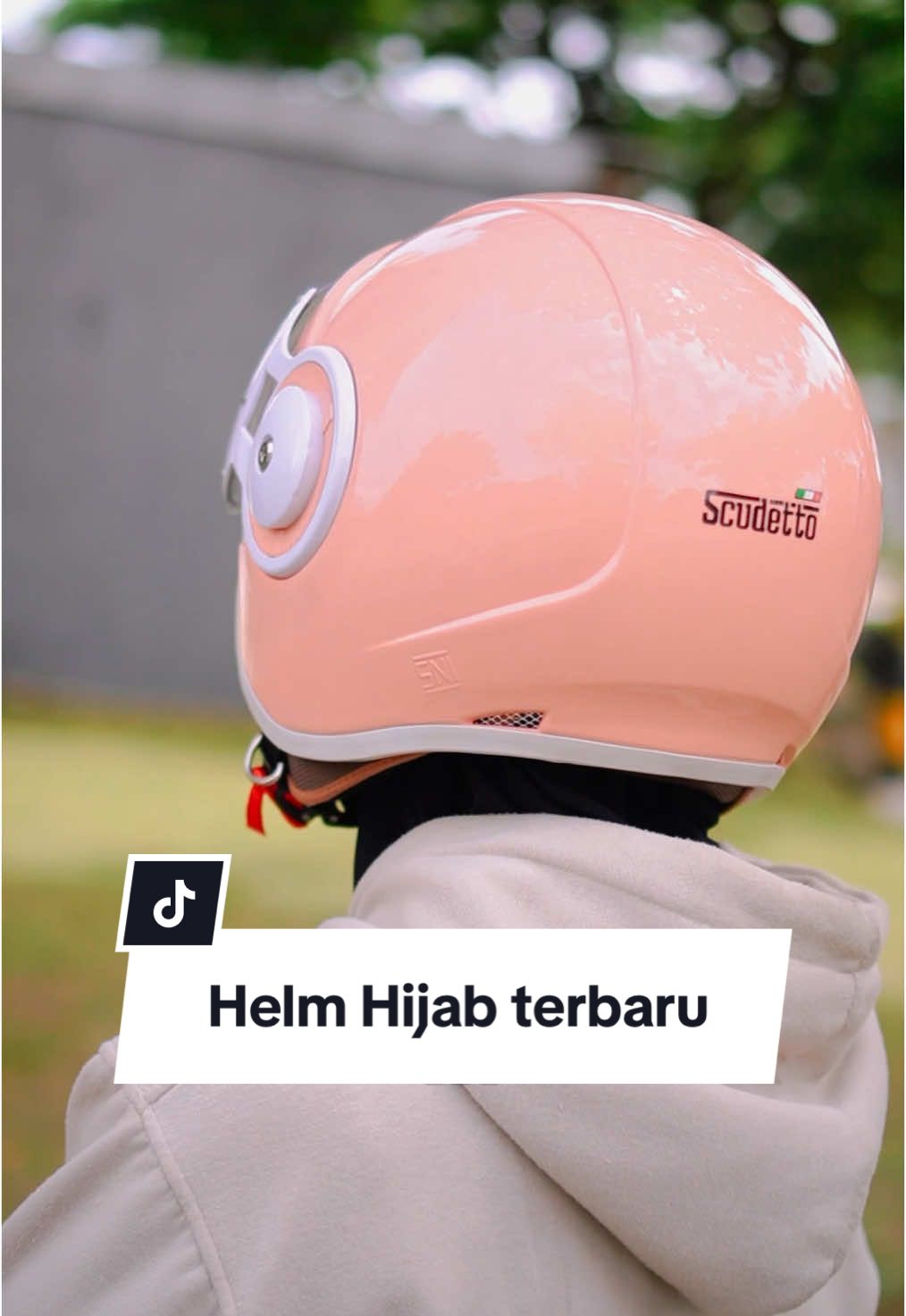 Cewe Cewe hijab udah paling bener co helm yang support pengguna hijab🤗 #belihelm #belihelmsni #helmetloverindonesia #helmbogo #helmretro #helmsni #scudetto #hijabfriendly 