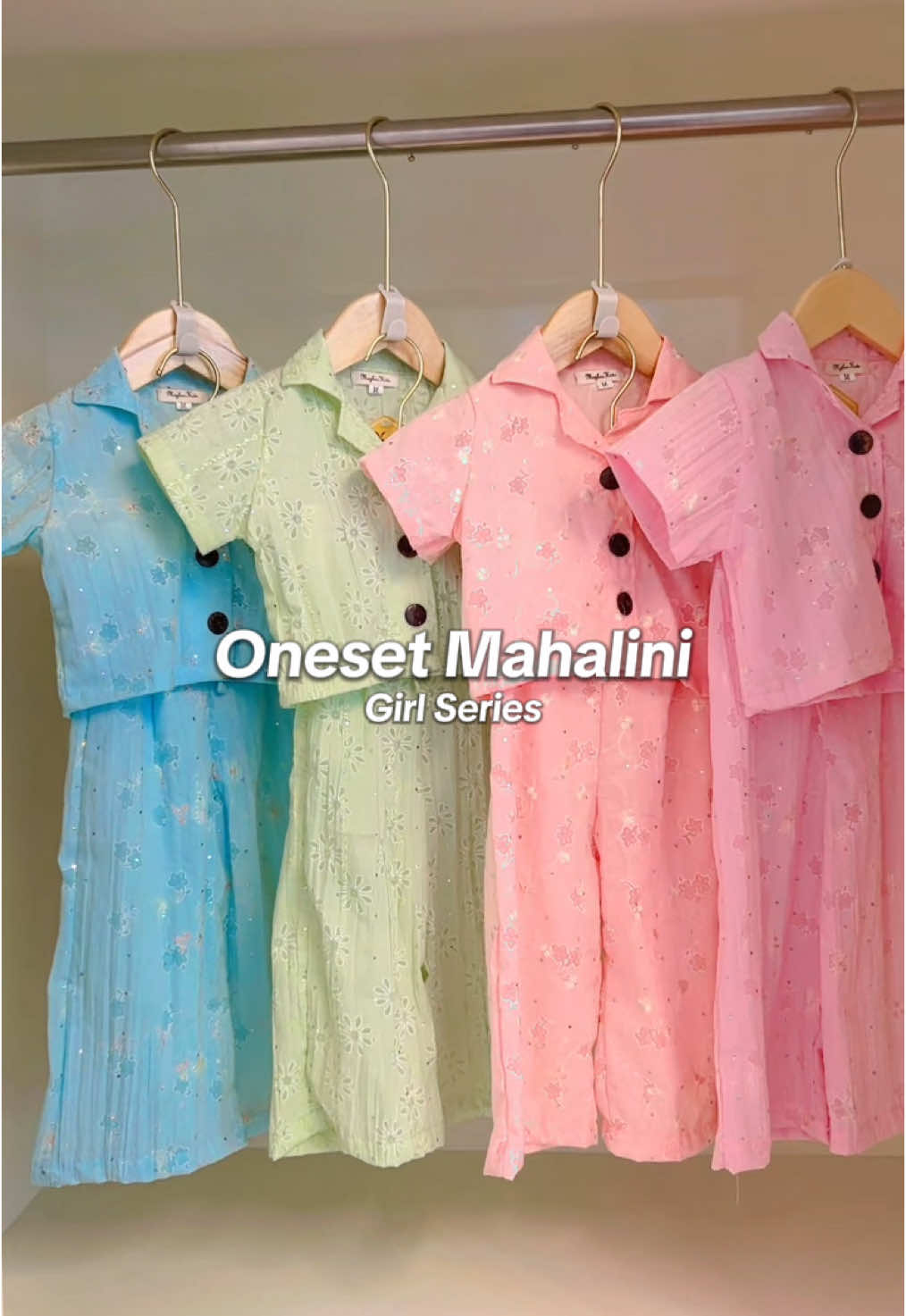 Rekomendasi Oneset untuk anak 1-7 tahun tersedia pilihan warna dan size😍🥰🛍️#bajubabyyamaybee #wibgajian #gajiansale #onesetmahalinimaybee #fyppppppppppppppppppppppp #fypviralシ #fypシ #fypage #fyp #fypdong 