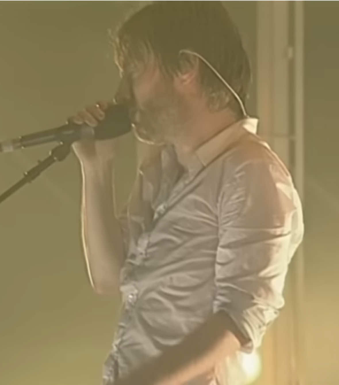 everyone in the crowd ascended #radiohead #nuderadiohead #live #inrainbows 