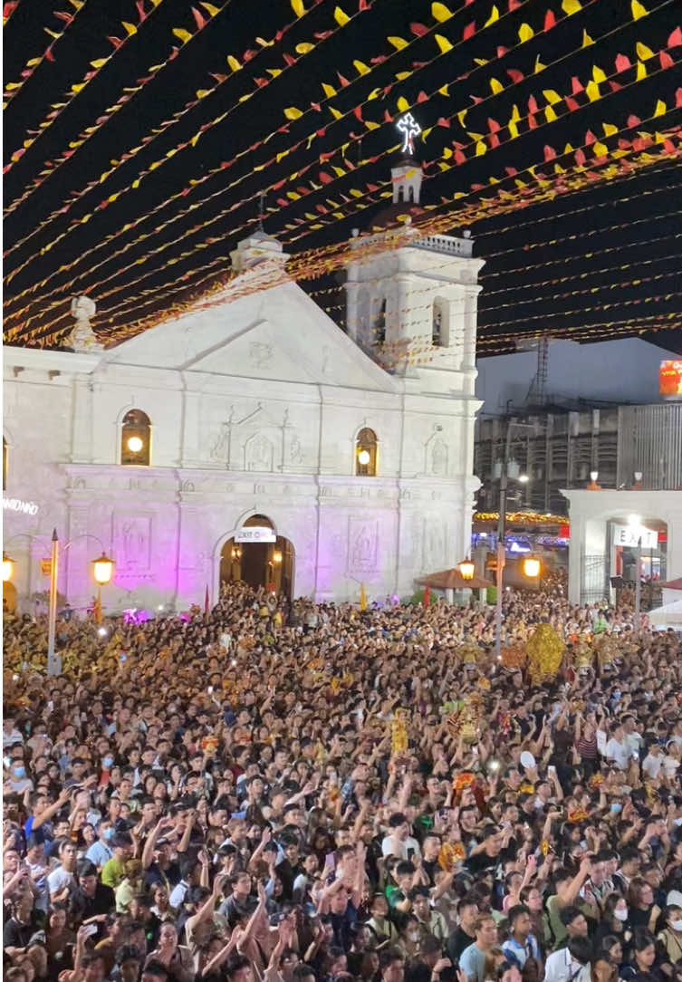 the feeling 💖 prititit na #sinulog #pitsenyor #cebu #grandest #festival #philippines 