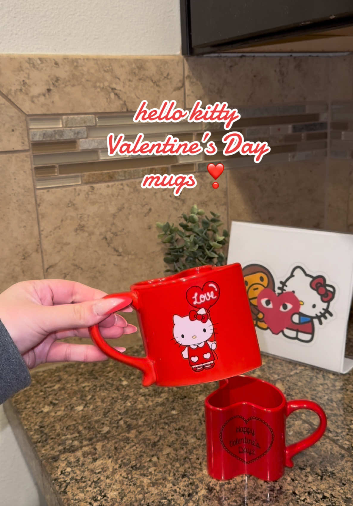 my love got me these ❣️ #hellokitty #hellokittyvalentinesday #hellokittymugs #hellokittyandfriends #hellokittyunboxing #hellokittyfinds #babymilo #commedesgarcons 