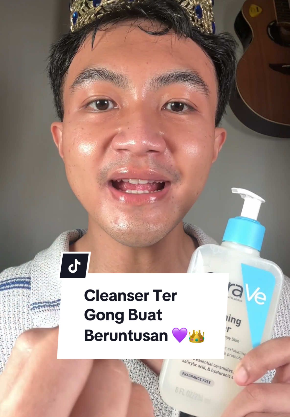 Definisi cleanser tergong buat beruntusan dari @CeraVe Indonesia ! Penasaran coba gak? 💜🥰👑✨ #kerajaanglowing #longervideos #shopmaster #skincare #skincareviral #cleanser #cleanserviral #CeraVeID #ByeBruntusan #CleanseLikeADerm #SuperSACleanser 