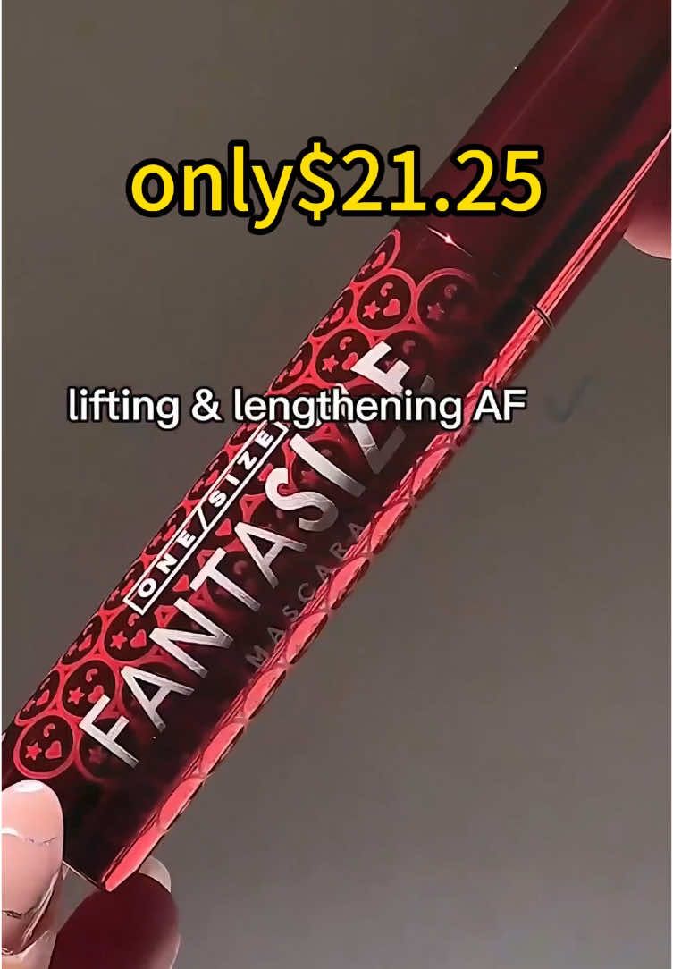 FantaSIZE Mascara by  my lashes looking BIG, BOLD & FABULOUS!  #FantaSIZEMascara #onesizebeauty #onesizepartner #mascara #makeup #beauty #fyp