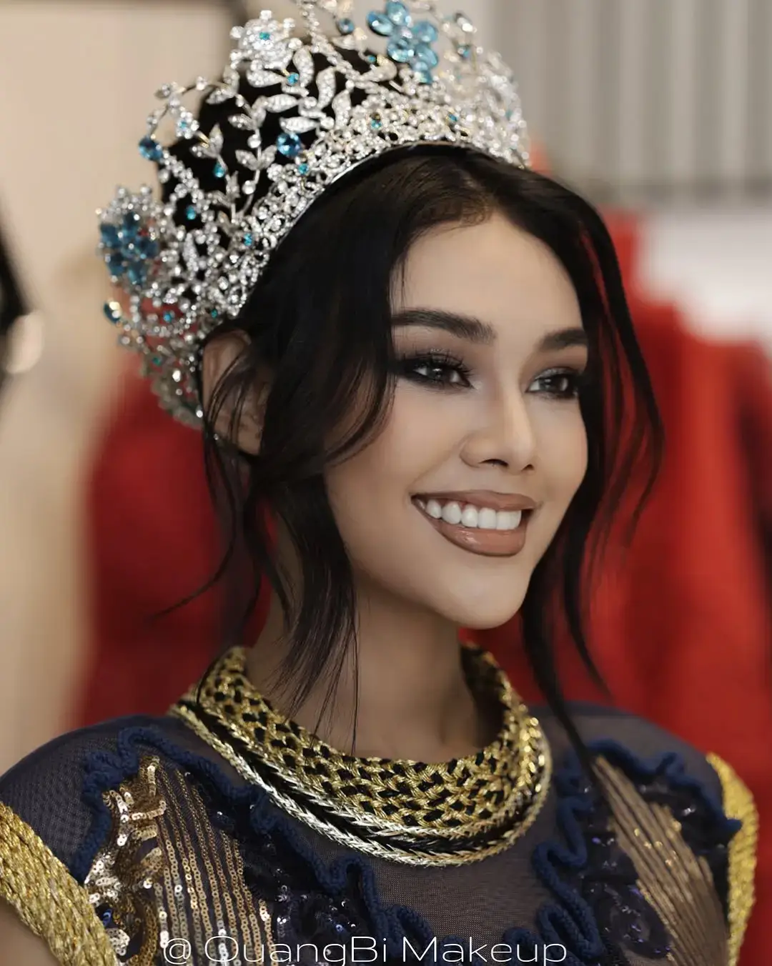 Đương kim Miss Supranational 2024 được makeup bởi ekip Việt Nam cho hoạt động chiều nay tại Hà Nội #misstung_team