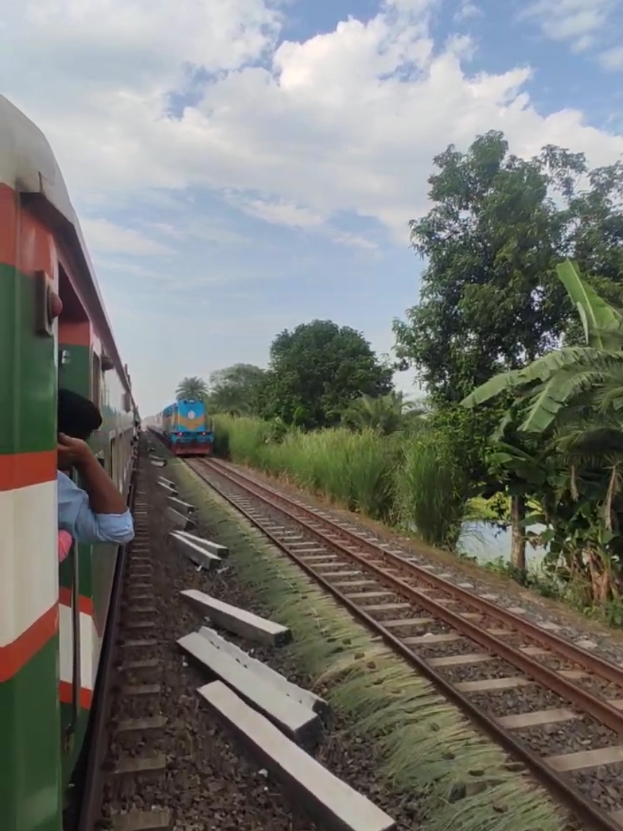 মনে রাখবেন' স্বপ্ন যত বড় তত বড় সমস্যা, যত বড় সমস্যা' তত বড় সাফল্য #kushtia #bangladeshrailway #myallfollowers🔥 #trainloversagor #sagorluxurytrain #trainexpressbd #bheramara ##narsingdi 