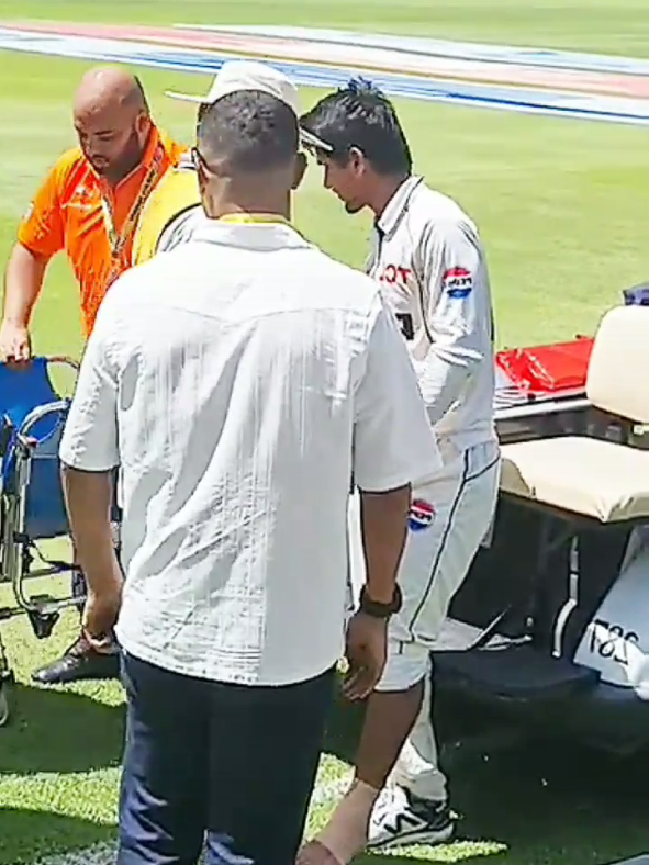 oops!saim ayub in injury 😭#viralvideo #cricketlovers #viralvideo #saimayub 