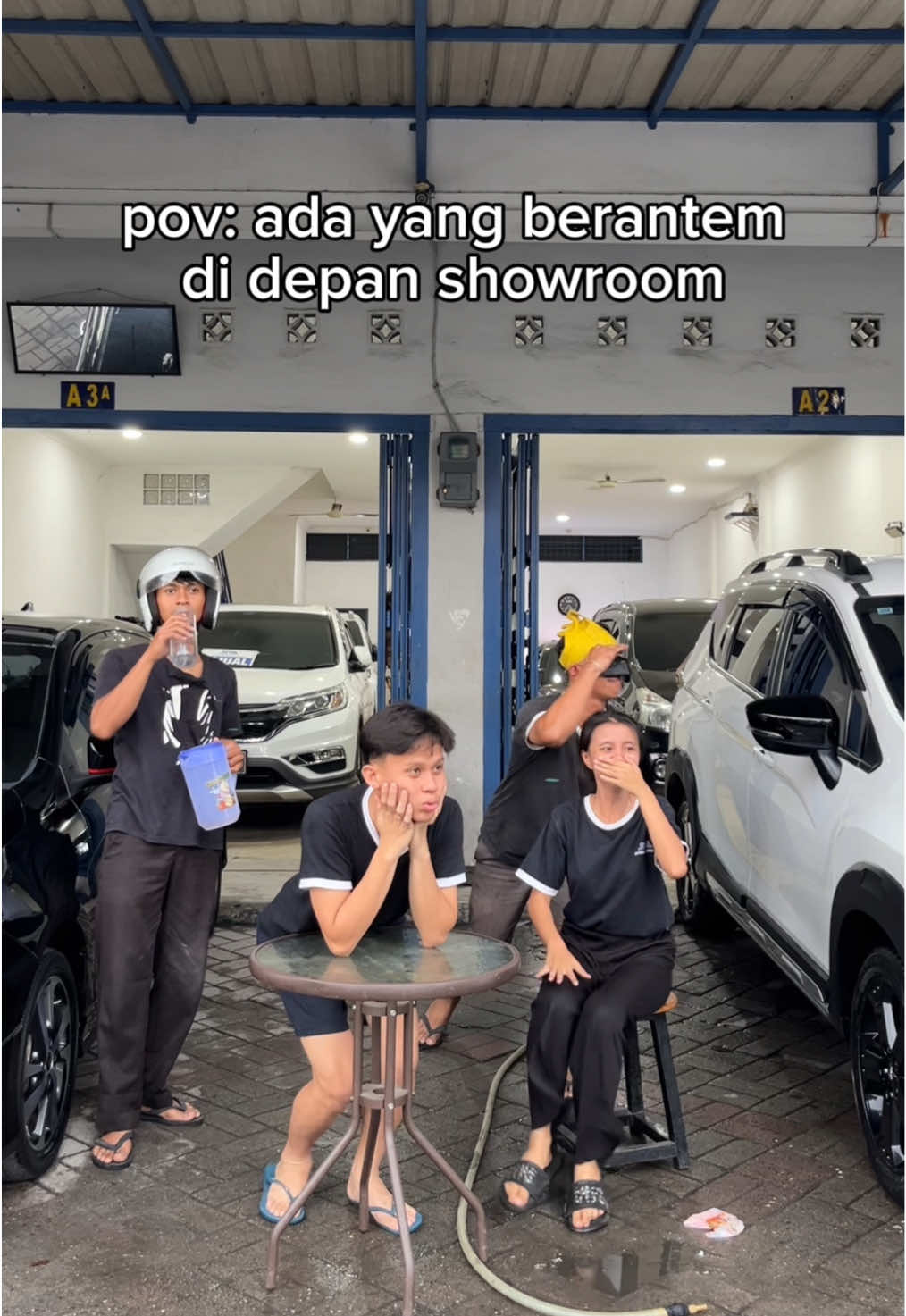 Perkumpulan manusia kepo😭 #konten #kontenlucu #kontenngakak #kontenhiburan #kontentiktok #pov #povs #povindonesia #marketing #customer #berantem #fight #neighbors #fyp #fypage #fypシ #foryou #fypp #fypシ゚viral #viral #medan #medantiktok #medanviral #medanhits #lucu #ngakak #ngakakkocak #lucu_ngakak #meme #memes 