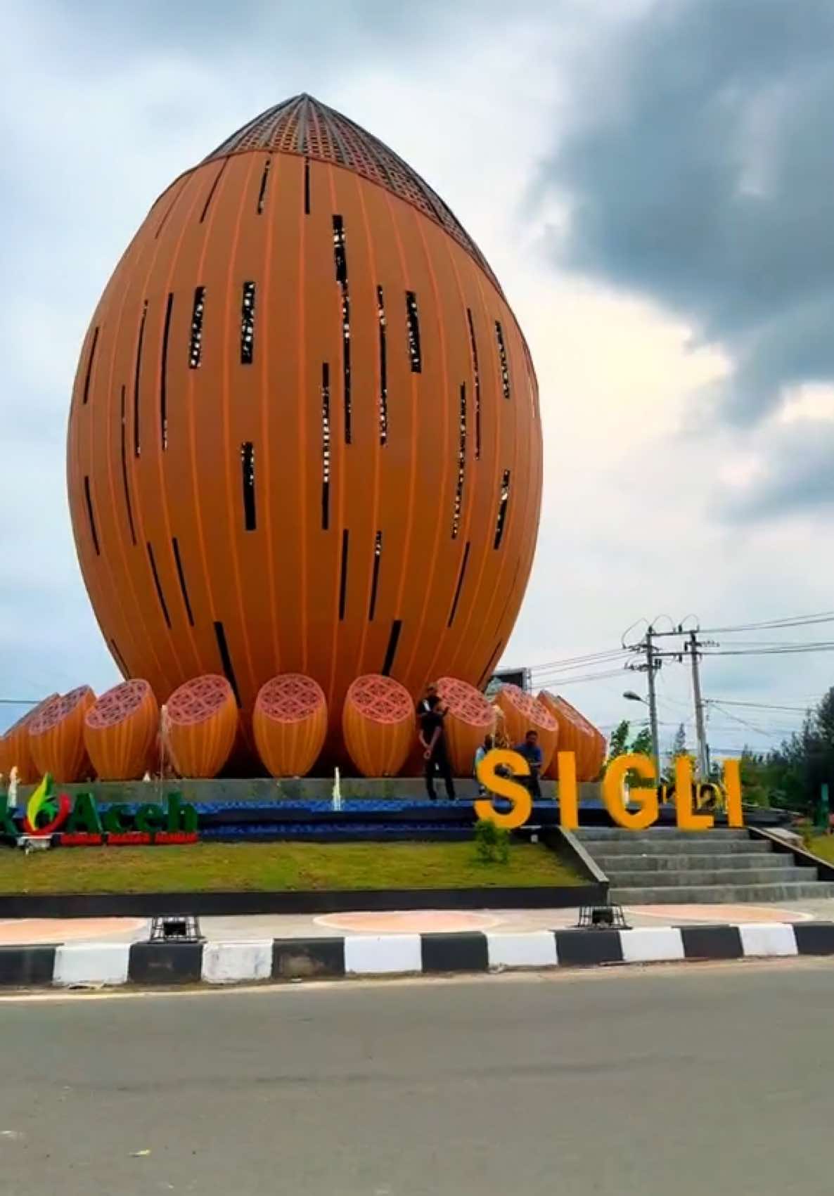 Tugu Aneuk Mulieng 11,3 Milyar Yang Lagi Viral Di Pidie💥#fypシ #fypviralシ #masukberandafypシ #video #videoviral #videoviralitiktok #tugu #fyppppppppppppppppppppppp #fypdongggggggg #pidie 