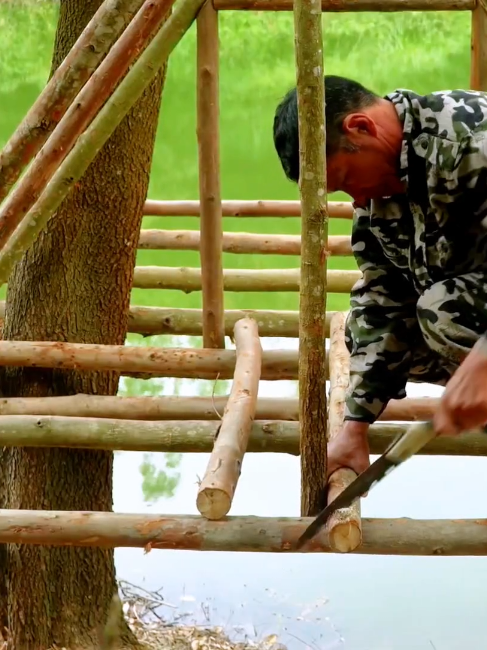 5 Days building a riverside treehouse for camping and fishing. #bushcraft #survival #camping #outdoor #nature #adventure #Hiking #primitive #woodworking #offgrid #wildcamping #survivalskills #bushcrafting #bushcraftlife 