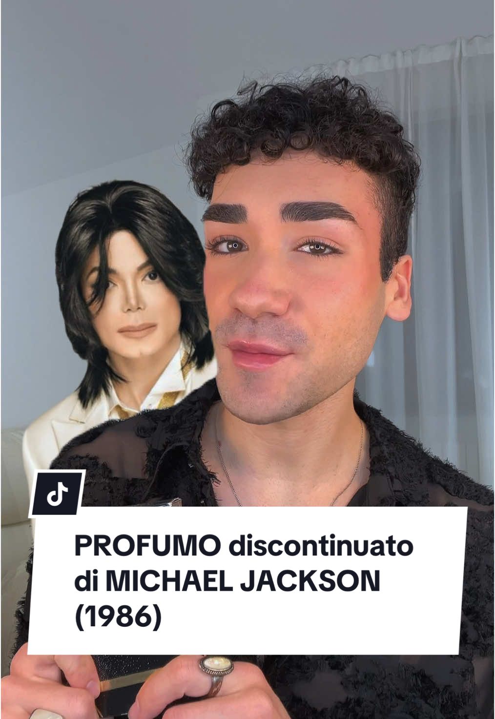 il PROFUMO di MICHAEL JACKSON del 1986✨quasi 40 anni fa usciva il profumo di Michael Jackson, oggi vi racconto quello che ho scoperto a riguardo e ovviamente lo proviamo insieme! In questi ultimi giorni a causa di varie coincidenze la storia di Michael è comparsa diverse volte nella mia vita, e da lì mi è partita una fissazione, ho voluto sapere tutto e ora sto cercando di interessarmi alla sua musica. Voi conoscete la controversa storia di Michael Jackson? ditemi cosa ne pensate nei commenti e fatemi sapere se conoscevate questo profumo! #michaeljackson #celebrity #hollywood 