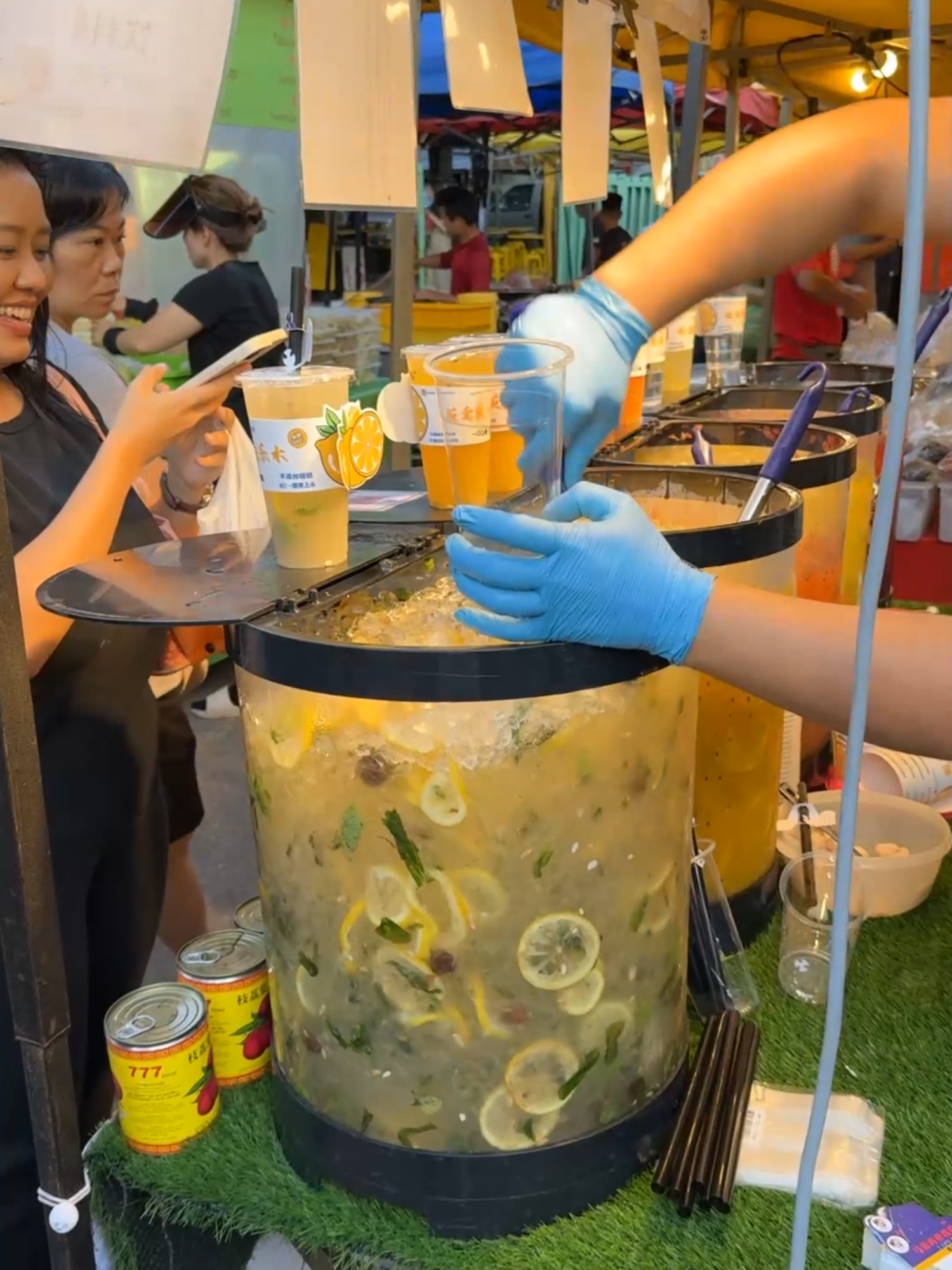 Only $0.7 Fresh Sweet Lemon Juice - malaysia street food #foryoupage #youtube #Foodie #FoodLover #foodtiktok #food #yummyfood #yummy #viral_video #virall #videoviral #viraltiktok #viralvideo #viral #fyp #foryou #fy #fypシ #fypage