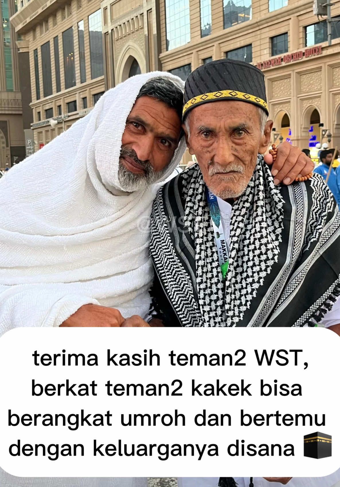 Kakek Sayyid Husein Bin Yahya (penjual mangga) keturunan Rasulullah yang hidup penuh dengan kesederhanaan. Alhamdulillah kakek sudah berada di tanah suci dan sangat bahagia disana bertemu dengan keluarganya 😇🤲 terimakasih teman2 semuanya, kalian semua hebat 😇🤲 #umroh2025 #fyp #fypシ #fypシ゚viral #foryou #masukberanda 