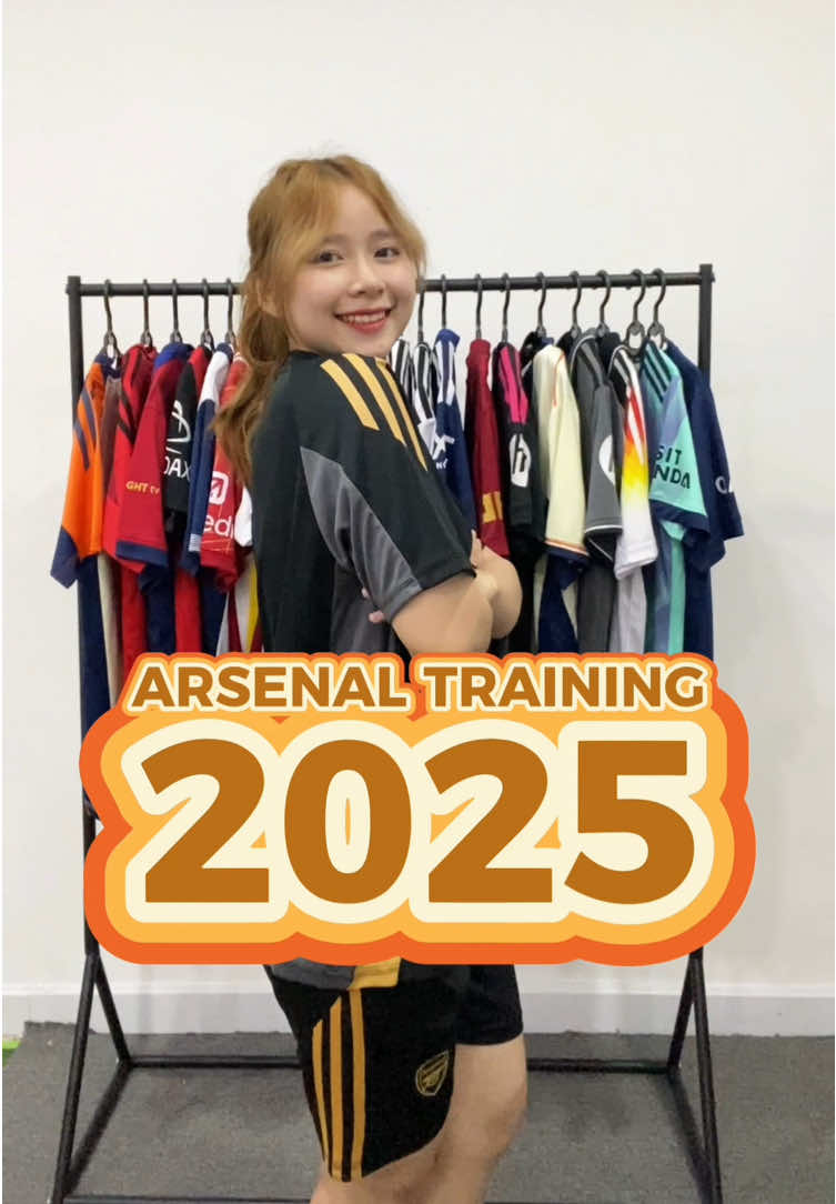 Arsenal training 2025 mới nhất đẹp xĩuu 😍😍 #JSport #quanaodabong #quanaodabanh #dodabanh #dothethao #inanbongda #aobongda #bongdaphui #aocaulacbo #aoclb #arsenal