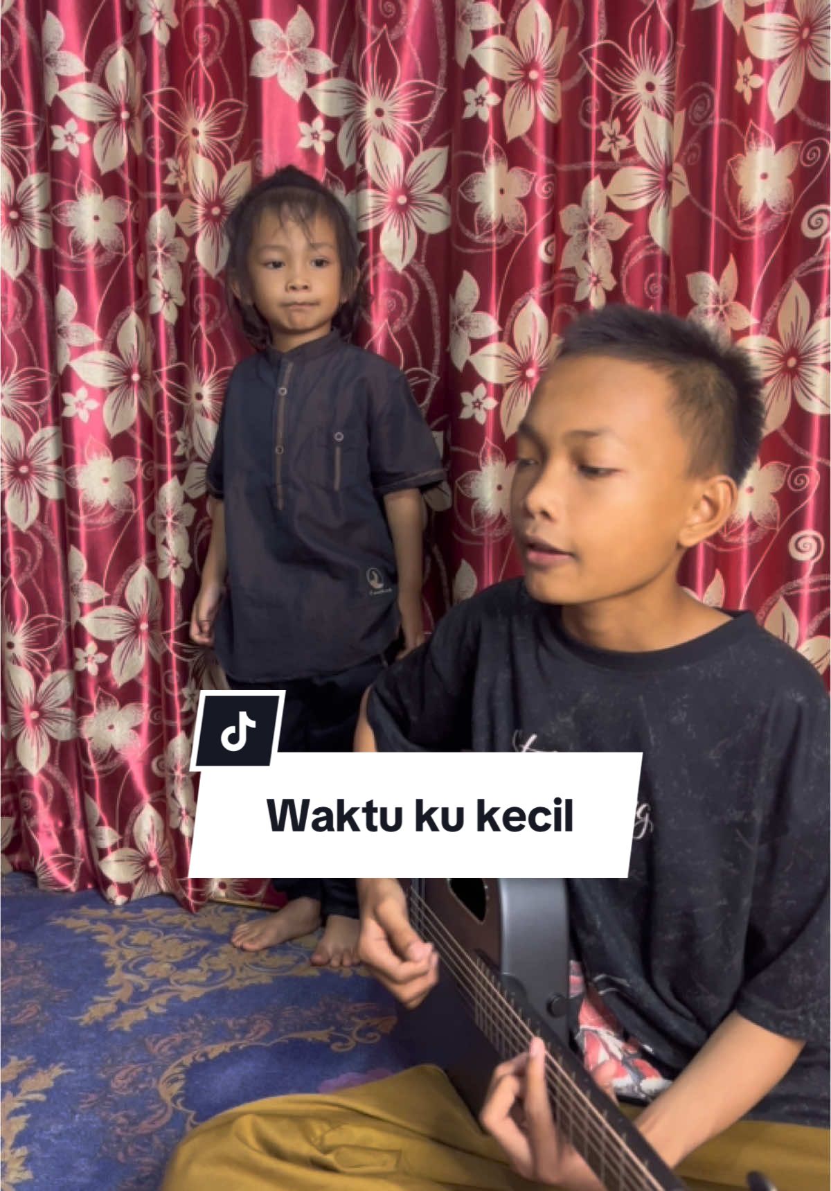 Waktuku kecil aku nggak tau yang mungil2😂#VoiceEffects #laguviral #fyp 