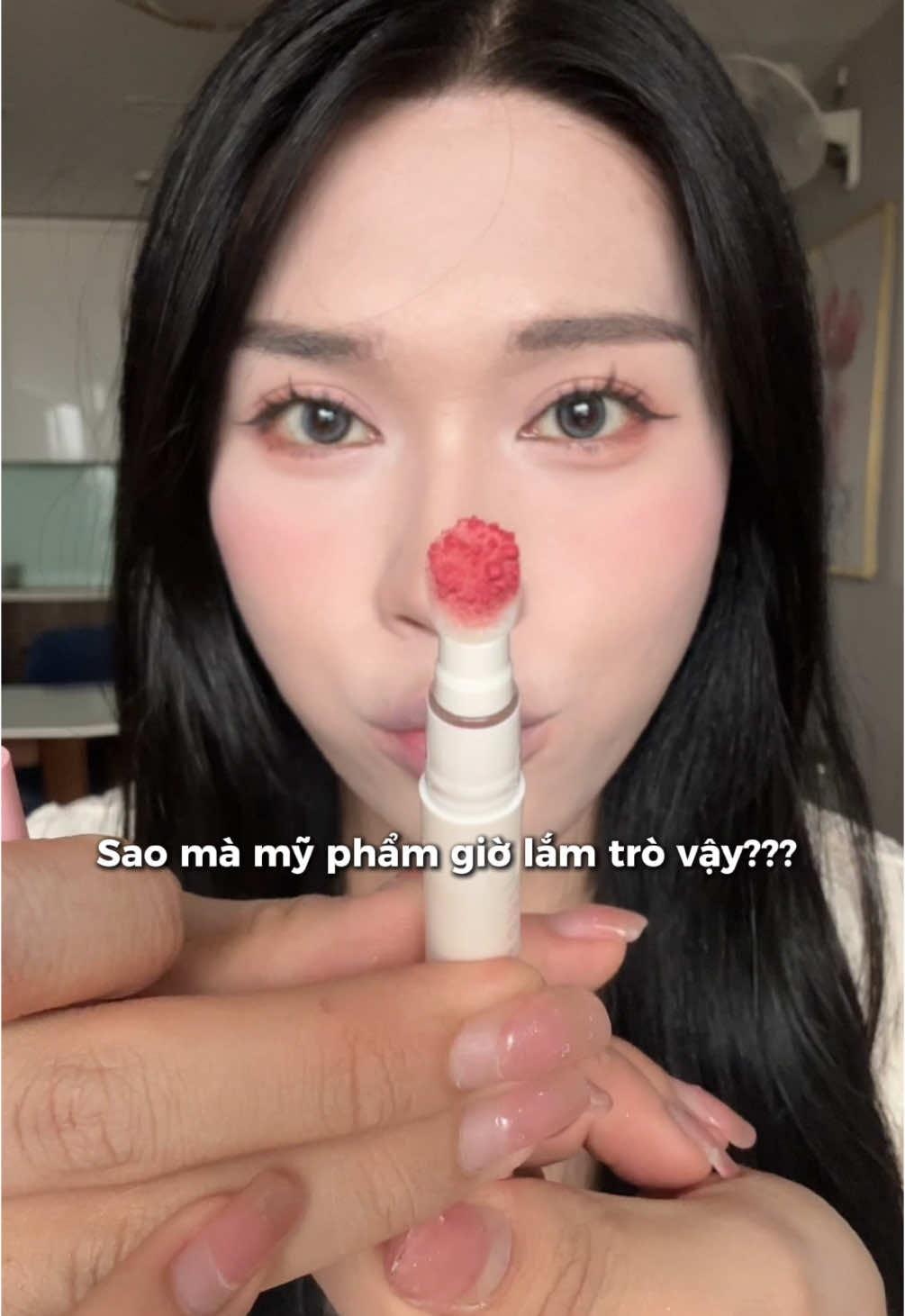 Giờ cái quái gì cũng có thể xảy ra💁🏻‍♀️ #fyp #BeautyTok #lamdep #reviewlamdep #sonbun #xuhuong #swatchson #unboxing #haul 