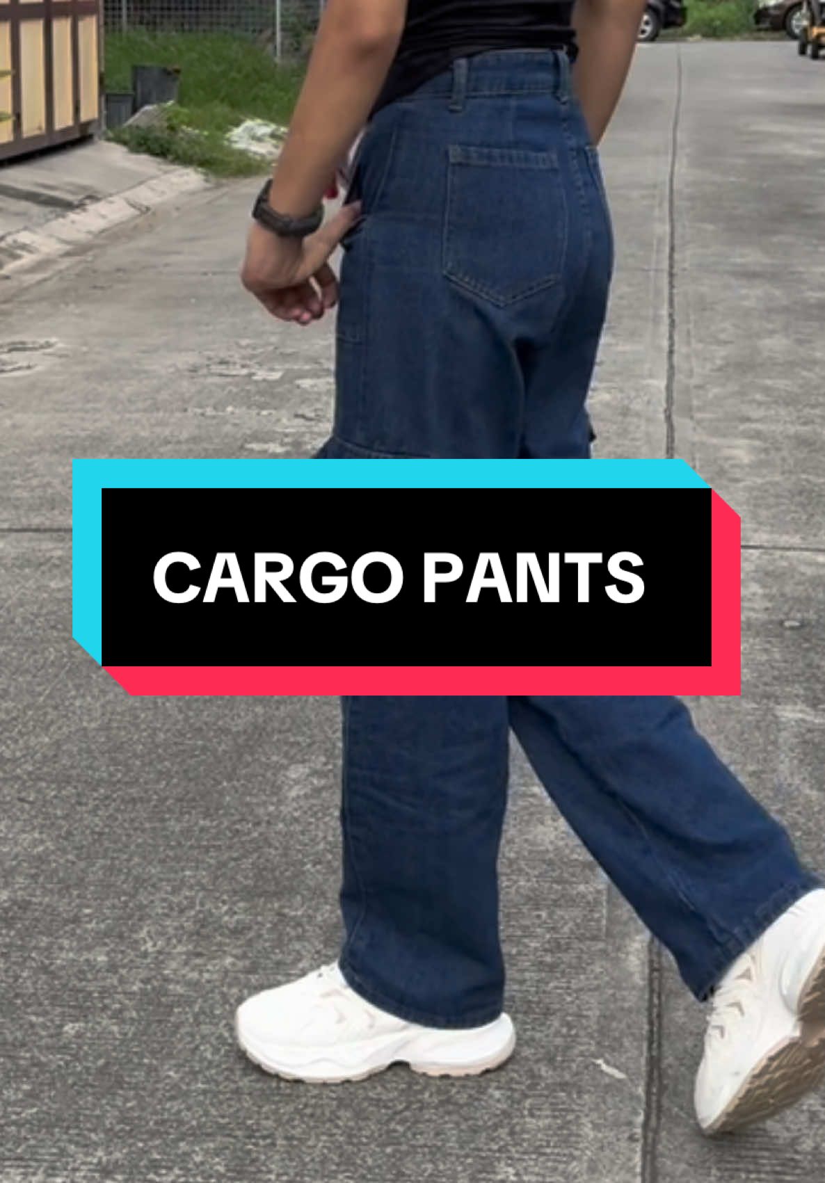 favorite pants 🙌🏻 #cargopants #cargojeans #cargo #pants #widelegpants #widelegpantsoutfit #fashion #women #men #unisexpants #pantsrecommendations #pantsrecos #fypシ゚viral #sexy #feed #fyp #affordablefashion #cool