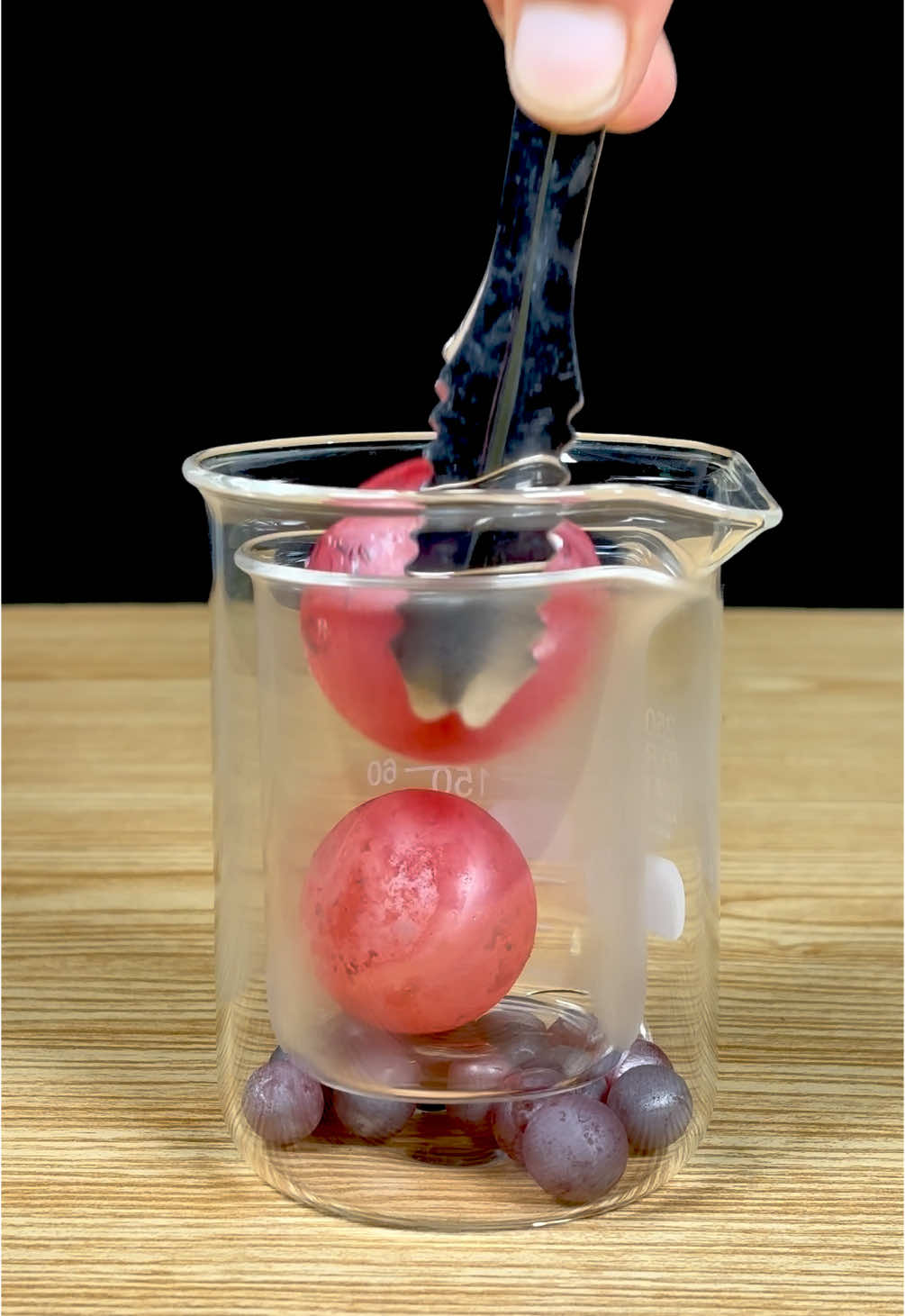 How The Science Beaker Strong Is Breaking 2 Beaker With 1000℃ Red Hot Metal Ball 😱😱#rhcb #satsifying #experiment #asmr #asmrsounds #oddlysatisfying #foryoupagе #usatiktok #uktiktok #fyp 