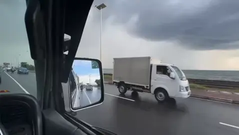 #for #foryou #foryoupage #foryoupageofficiall #srilankan_tik_tok🇱🇰 #driver #driving #lover #lover #Love #tik #tiktok #fypシ゚ #tamilsadsong #tamilsong #tamilmusical_ly #viral #van #ar #rainbow #rain #vcsl_club🔰srilanka #vcsl_club🔰srilanka🇱🇰🇱🇰 