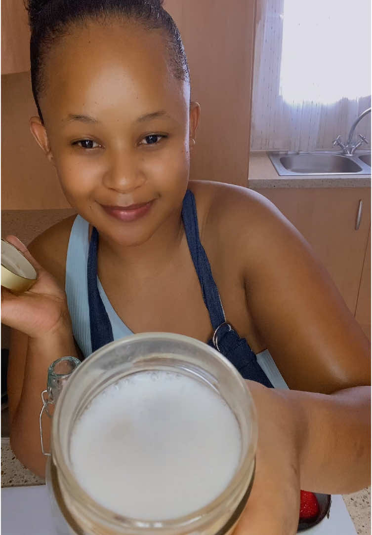 Replying to @busijabulile  Ginger Bug Soda Recipe  Step 1: Ginger Bug Starter 1️⃣ In a jar, mix 2 tbsp diced unpeeled ginger, 2 tbsp sugar, and 1/2 cup water.  2️⃣ Seal tight with a lid 3️⃣ “Feed” daily with 1 tbsp ginger, sugar. Ready in 4-7 days (bubbly & yeasty smell = done!). Strawberry Soda Recipe 🍓 1️⃣ Blend handful strawberries + 1 cup water. 2️⃣ Combine strawberry purée, honey or sugar and ½ cup ginger bug in a pressure safe bottle. 3️⃣ Do not fill the bottle all the way up. Ferment 1-3 days, releasing gas (burping) daily. 4️⃣Chill & serve once fizzy. Mango Soda Recipe 🥭 1️⃣ Blend 1 ripe mango + 1 cup water. 2️⃣ Combine mango purée, honey or sugar and ½ cup ginger bug in a pressure safe bottle. 3️⃣ Do not fill the bottle all the way up. Ferment 1-3 days, releasing gas (burping) daily. 4️⃣Chill & serve once fizzy. Customise sweetness to your taste.  Optional - add a bit of lemon juice for a more tangy drink.  Tag me if you try this 🙌 #guthealth #gingerbug #gingerbugsoda #ferment #fermented #Recipe #FoodTok #tshepilovesfood 