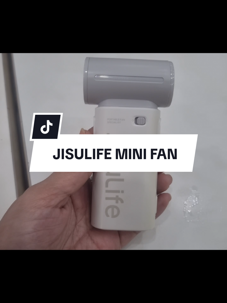 less hassle, very convenient, very handy and easy pa gamitin. hndi kana maiinitan saan ka man pumunta.   #minifanportable #minifan #bestportablefan #jisulifeminifan #jisulife 