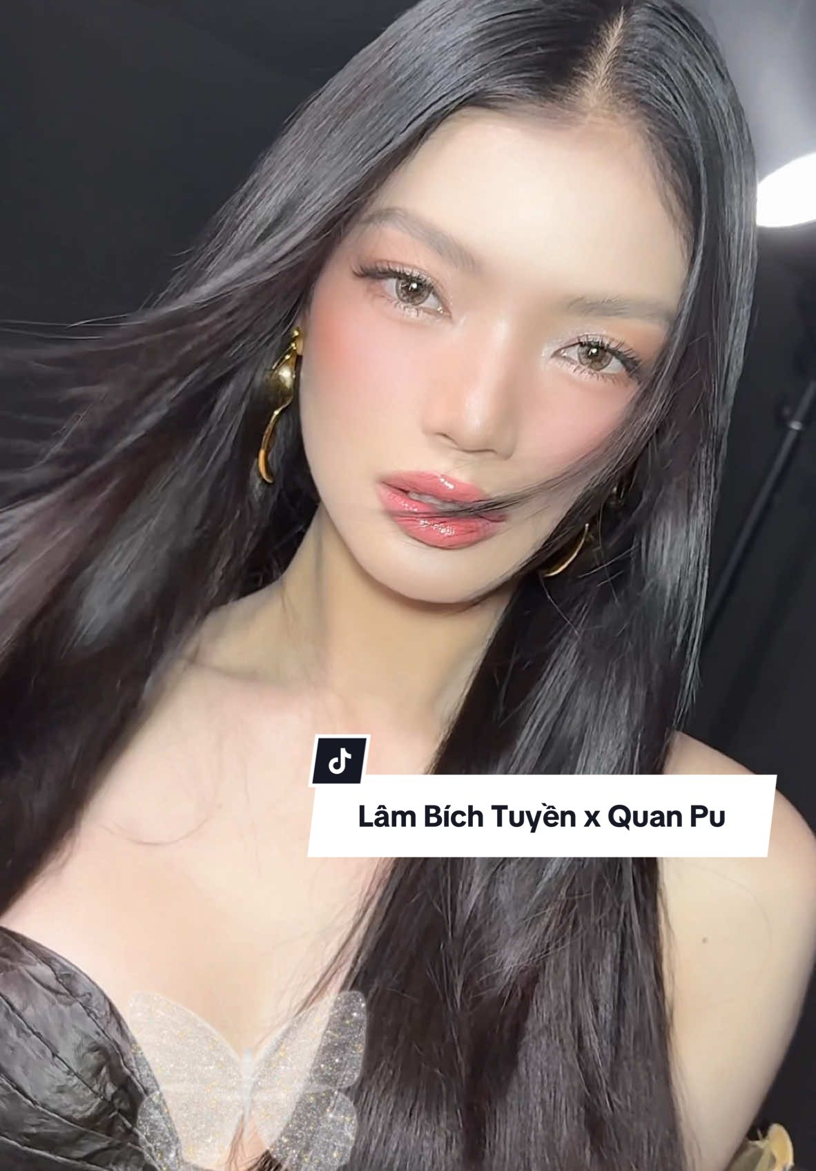 Có hẹn cùng em gái @LamBichTuyen hôm nay #quannguyenpule #hocvienquannguyenpule #teamquanpu #vietnammakeupartistandhairstylistawards #lambichtuyen #beautyqueenvietnam 