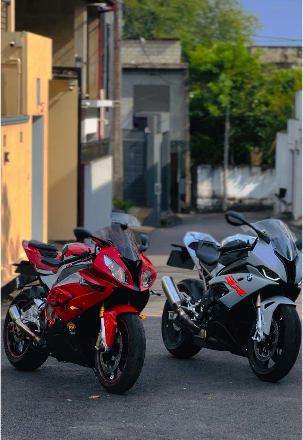 BM LOVER 👀🤍#s1000rr #Bmw #srilanka #viral #fypシ#like #fypシ゚viral #viralvideo @𝐀 𝐇 𝐈 𝐍 𝐒 𝐀 ❤︎︎☺︎︎ @Dinith Nimsara 