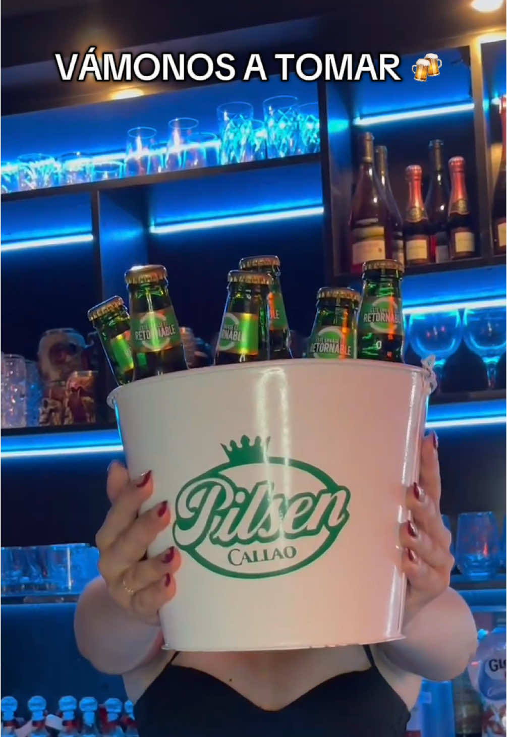 Y si vas con 4 amigas pide tu bucket de pilsen GRATIS 🍻 😏😏 Solo en DON DEMONIO 😈 #restobar #chiclayo #cix #fyp #cerveza #bar #Free #gratis 