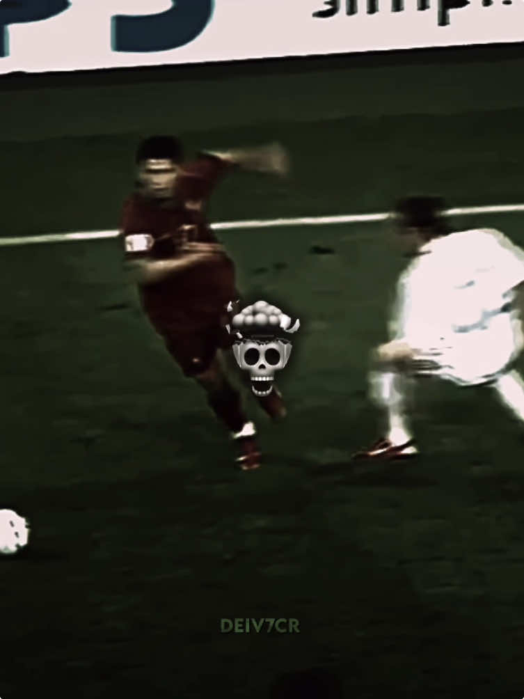 Ronaldo dribbling and skills 💀 ||#cristianoronaldo #footballtiktok #fyp #viral #deiv7cr