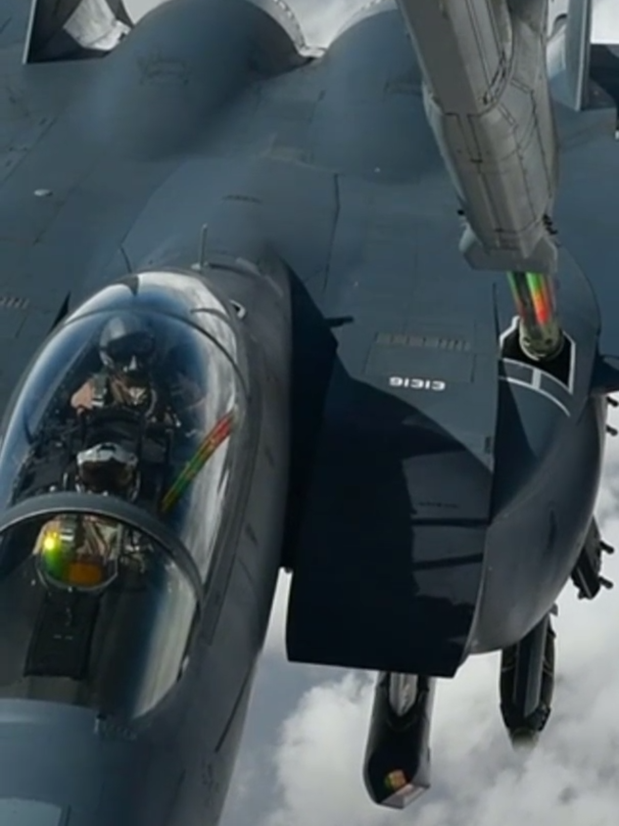 Air Refueling for F-15 Fighter jet #usa_tiktok #usa🇺🇸 #usaf