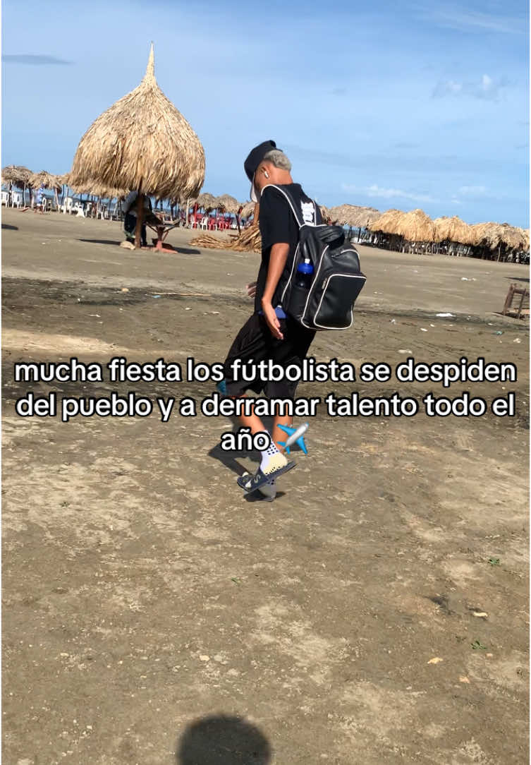 a derramar talento #seleccion #colombia #fasutino #futbol #pretemporada #risas #viaje #medellin #parati #parati #viral #JAJJAJAJAJA #fyp 