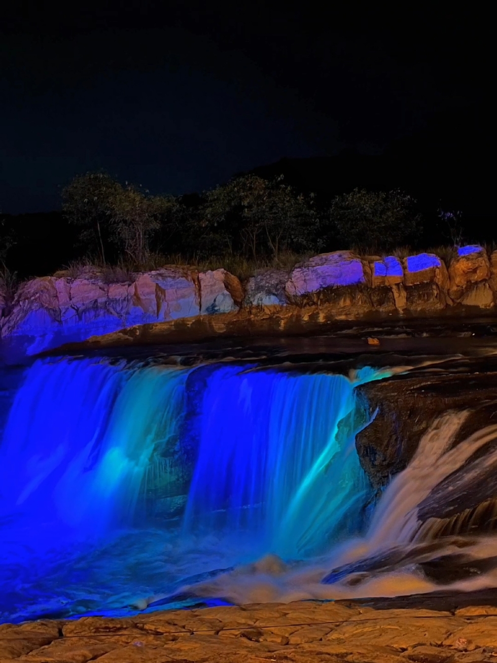 ada pelangi di curug niagara  di malam hari. #wisatabogor #alam #seru #fyp #santai #curugniagara #jonggol #viralcurug #tempatwisata 