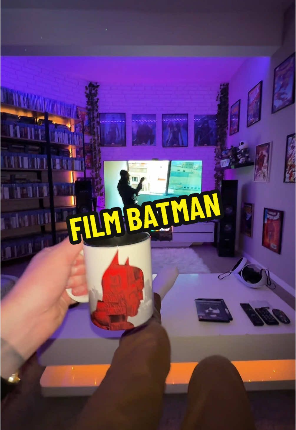 BATMAN 😊 #katales88 #gamer #gaming #jeuxvideo #humour #ps5 #playstation #geek #batman #film