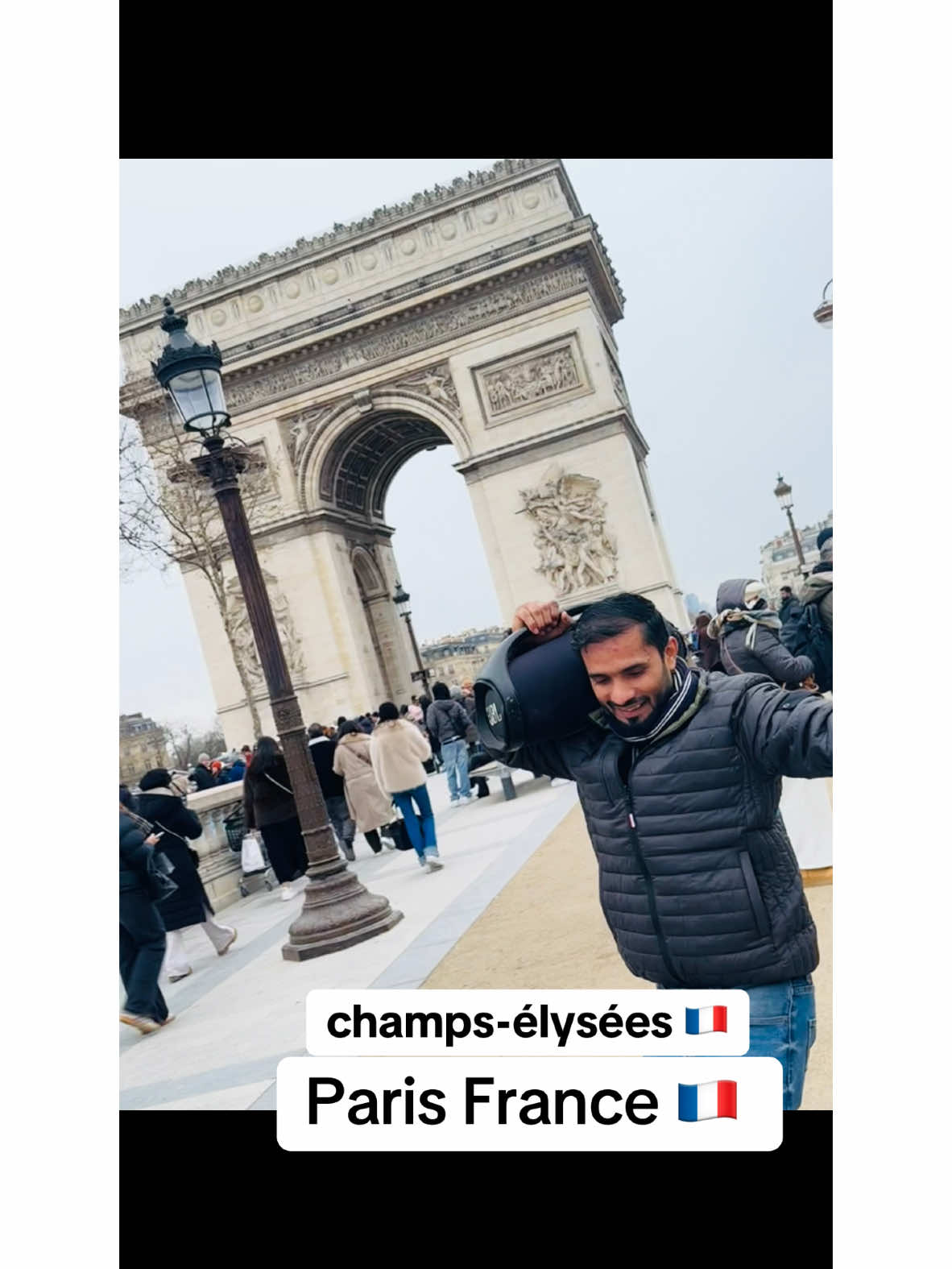 champs-élysées Paris France 🇫🇷 #champselysees🇫🇷🇫🇷🇫🇷 #paris #fyu #fypシ゚viral #fypage #fyp 