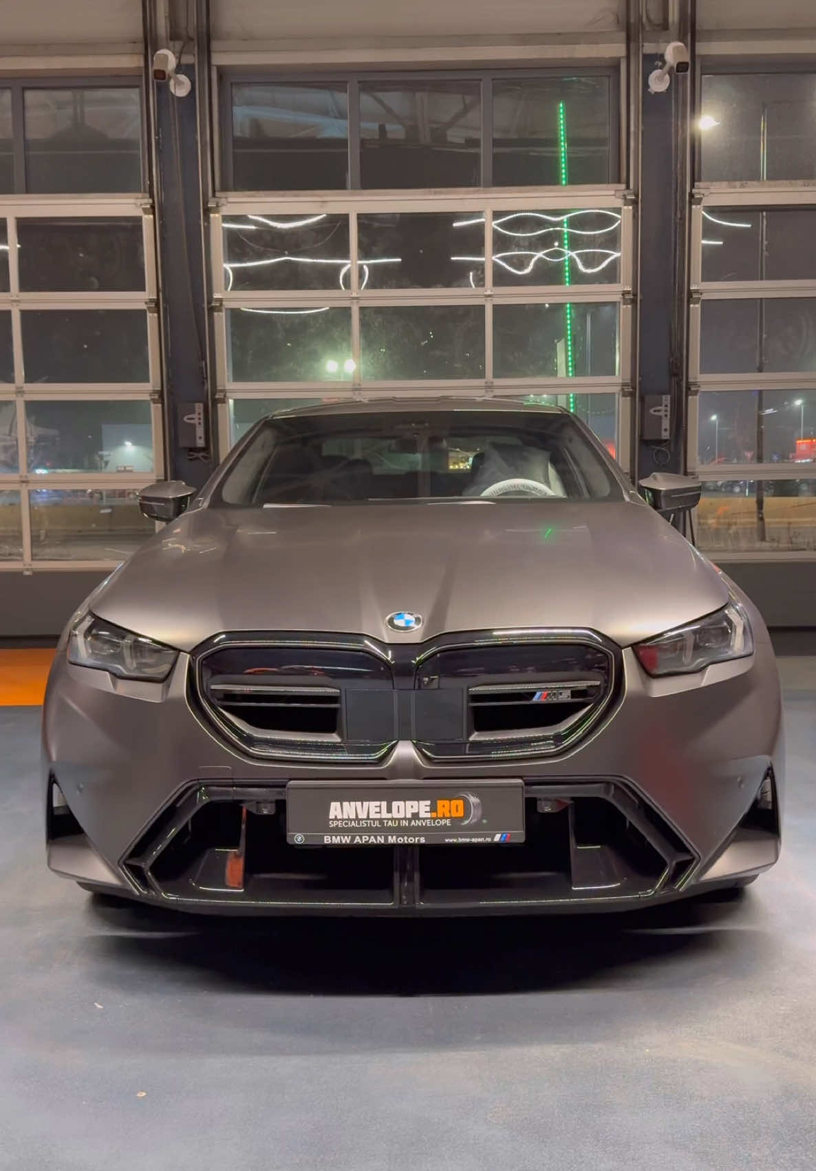 New winter tires for the new M5 #tireshop #tireservice #howto #DidYouKnow #premiumservices #anvelopero #newtires 