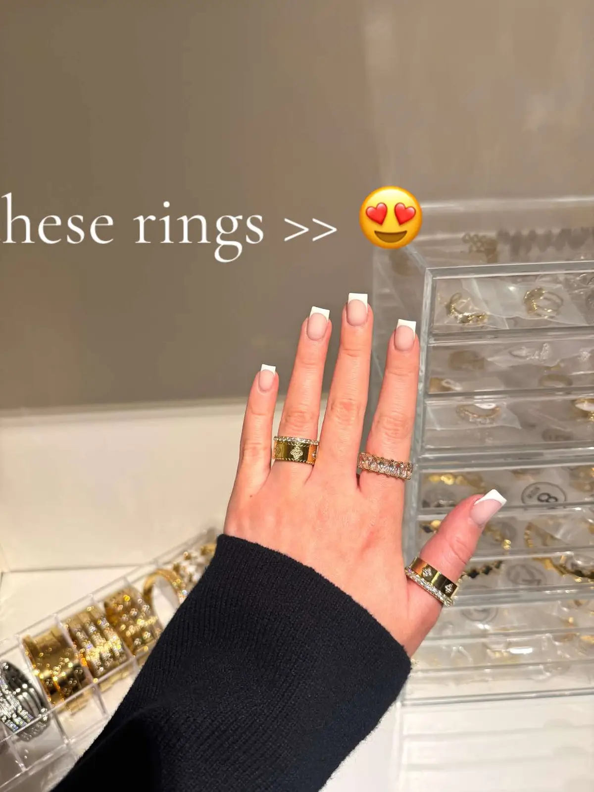 New rings cooming soon🤍 #jewelry #goldjewelry #silverjewelry #bracelets #goldring #silverring #jewelrylover #jewelrybusiness 