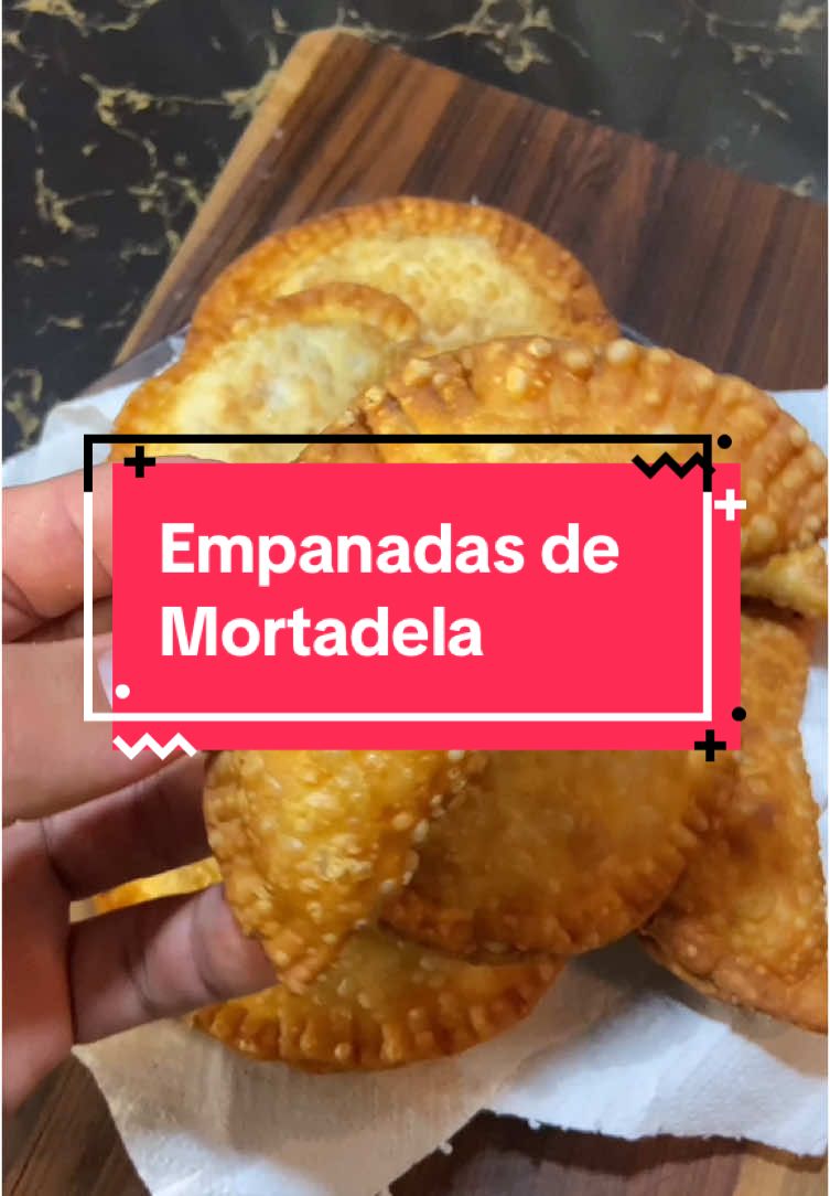 Empanadas de mortadela  #empanadas #recetas #viralditiktok 